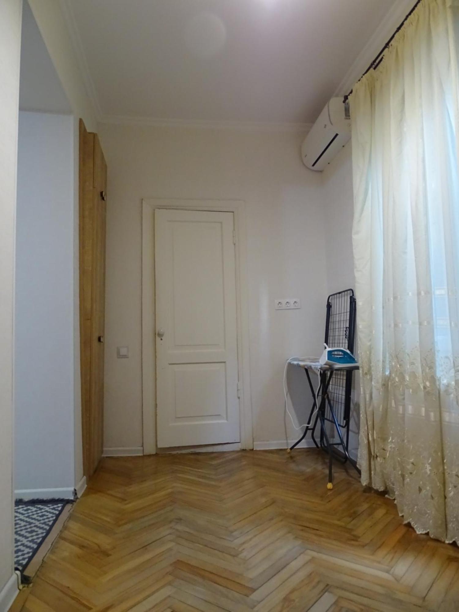 Vake Super Quiet And Comfy Apartment With A Yard Tbilisi Luaran gambar